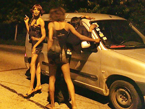 Prostitute spiate con microcamere, condannata banda di sfruttatori