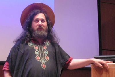 Stallman: i cellulari sono strumenti del Big Brother